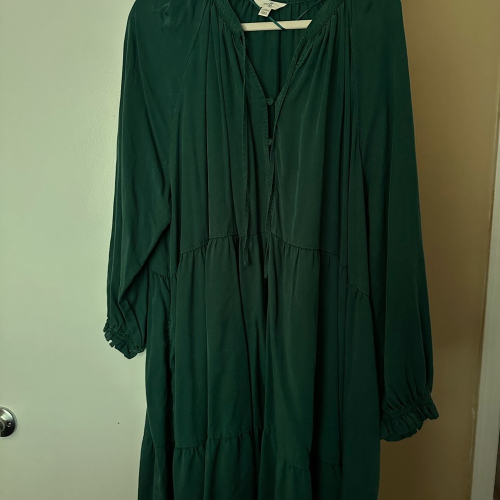 Elegant Green Women's Dress